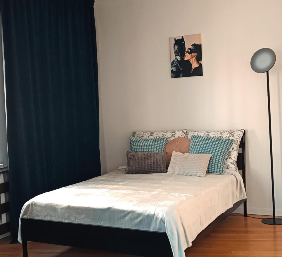 Duzy Prywatny Pokoj Blisko Starego Miasta. Pokoj 7 Varşova Dış mekan fotoğraf